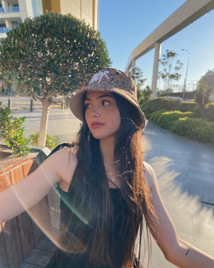 Derya Pinar Ak