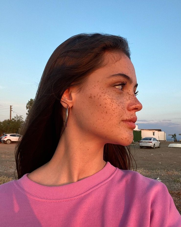 Derya Pinar Ak