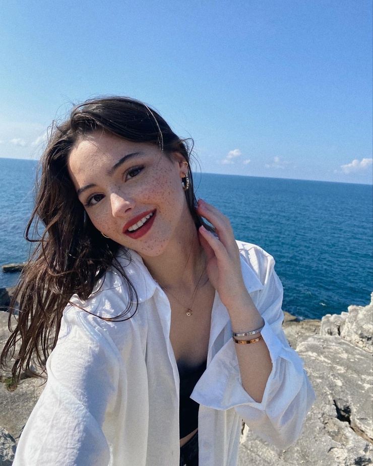 Derya Pinar Ak