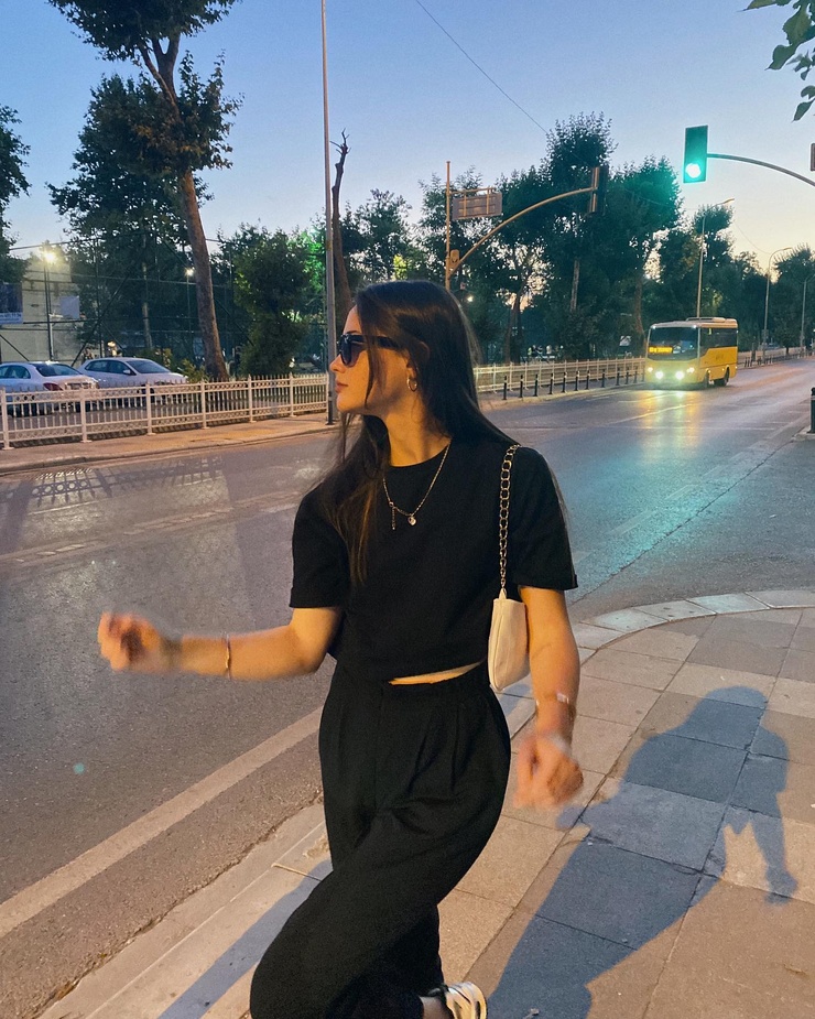 Derya Pinar Ak