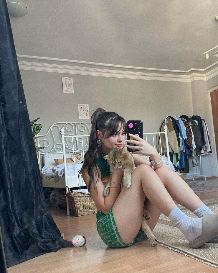 Derya Pinar Ak