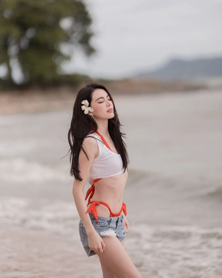 Davika Hoorne