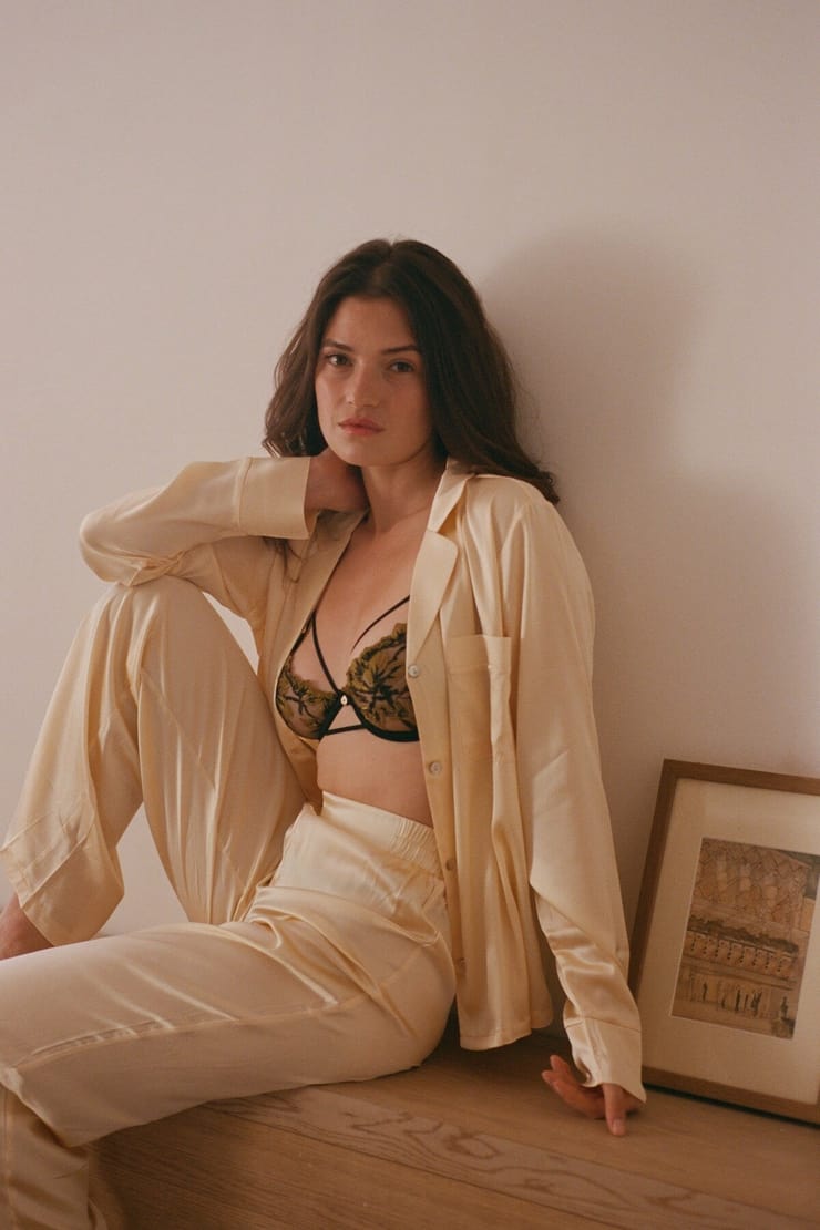 Eve Dumon