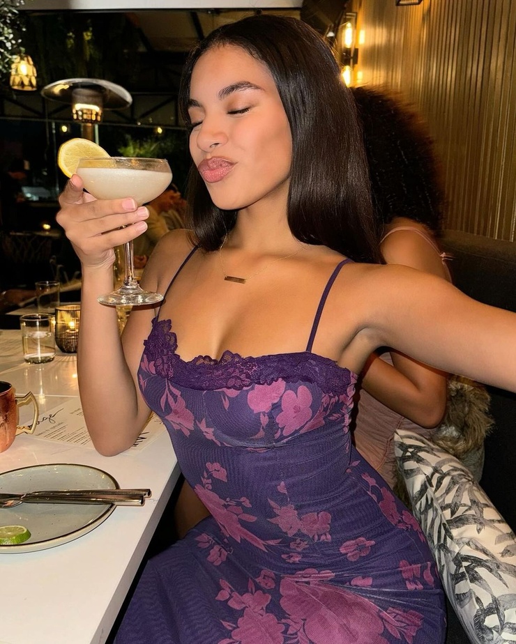 Arianna Barron