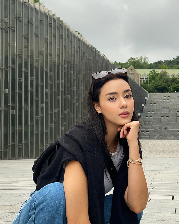 Amanda Obdam