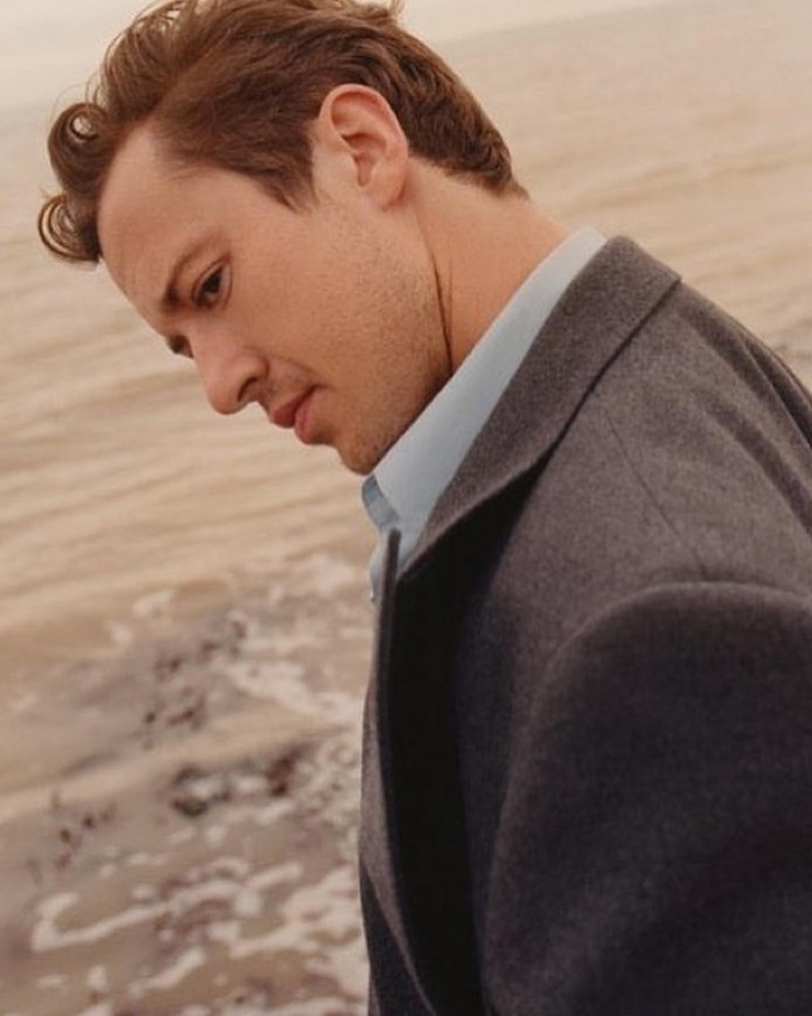 Joseph Quinn