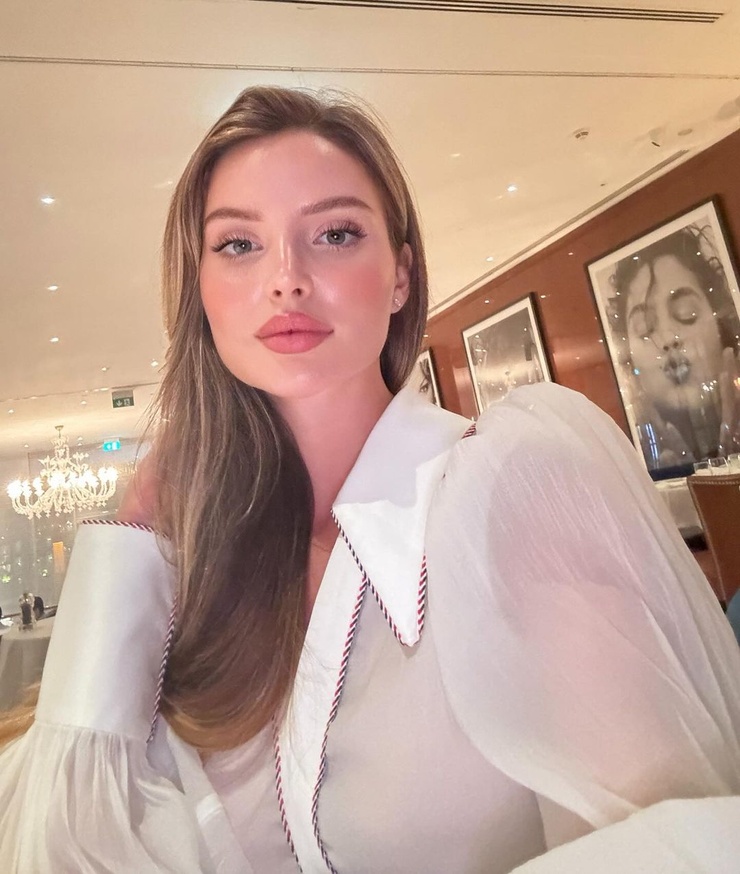 Julie Angeliina