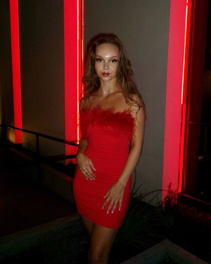 Savannah May