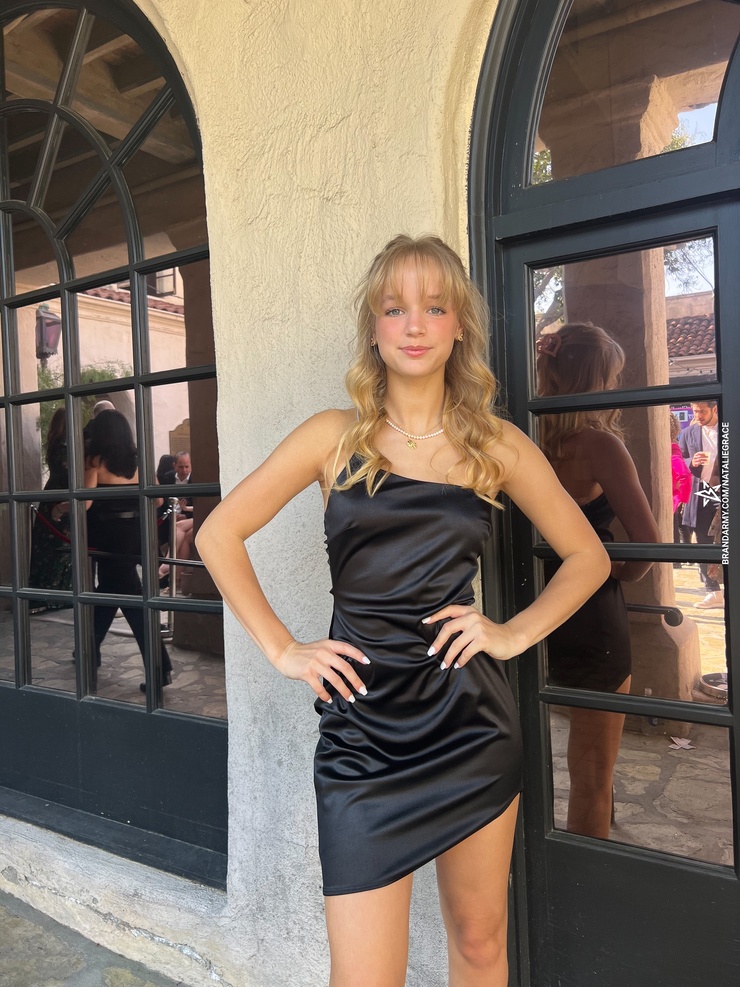 Natalie Grace