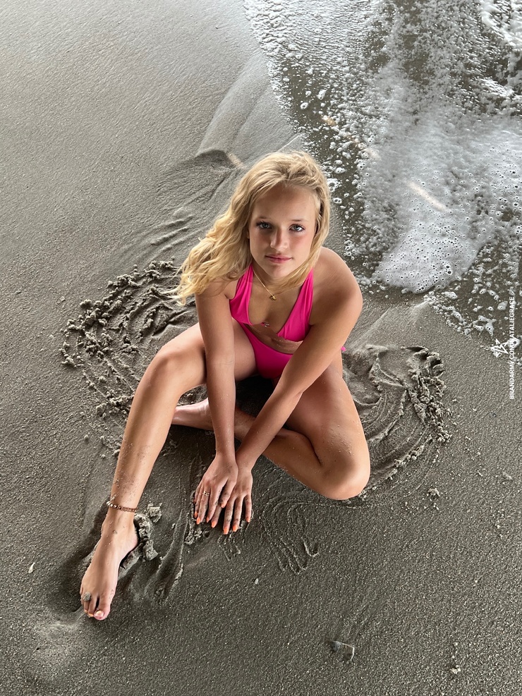 Natalie Grace Natalie Grace