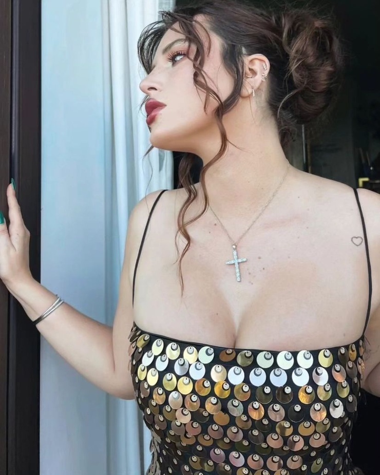 Bella Thorne Bella Thorne