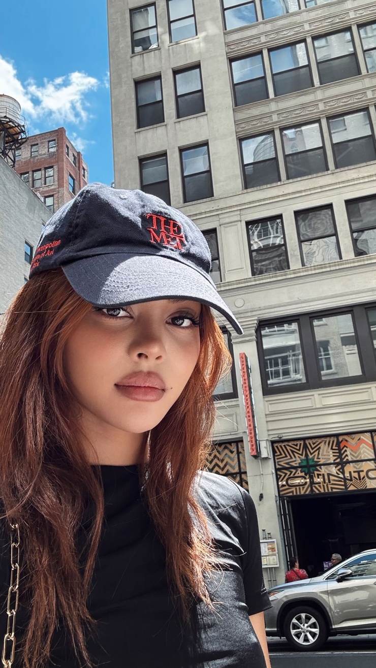 Lily Maymac Lily Maymac