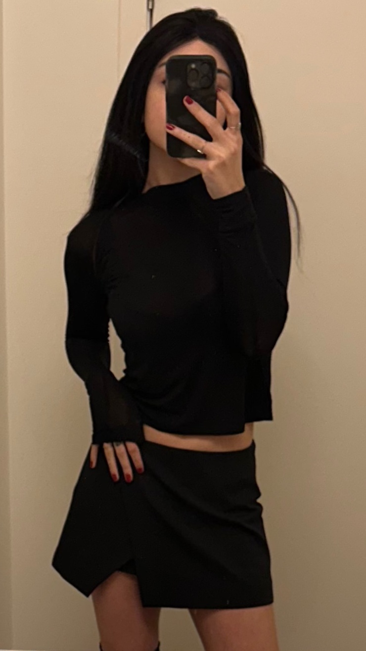 Alexa Mansour Alexa Mansour