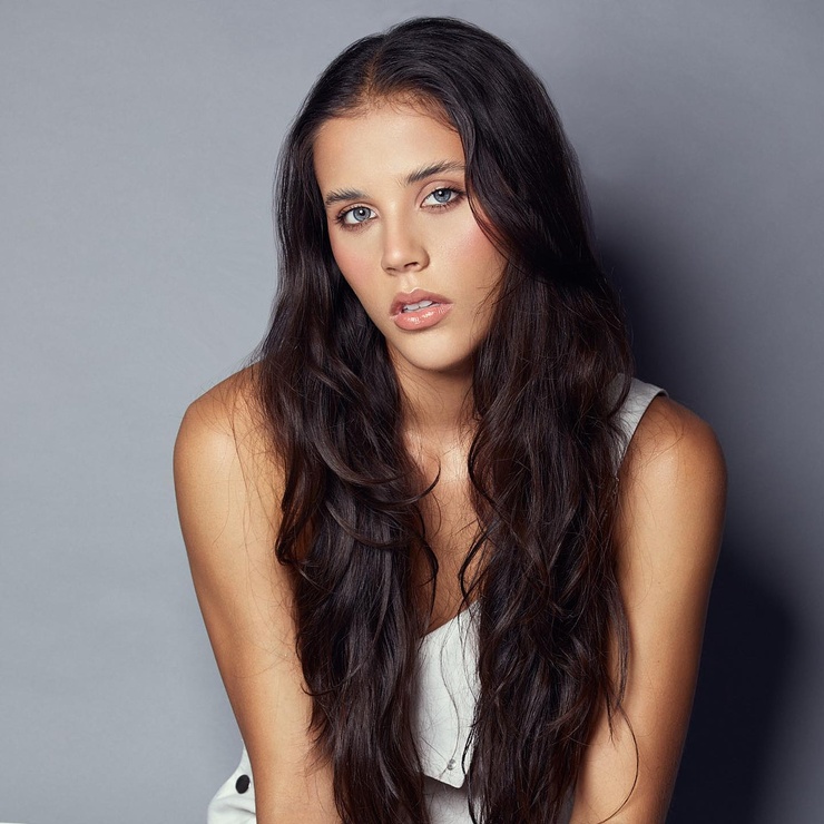 Alejandra Rojas model