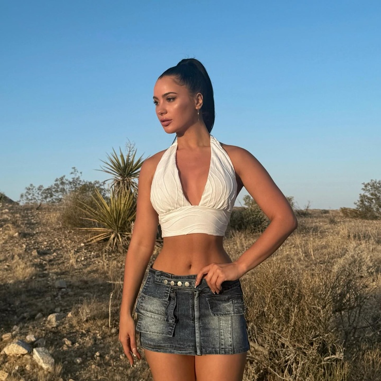 Samantha Summers