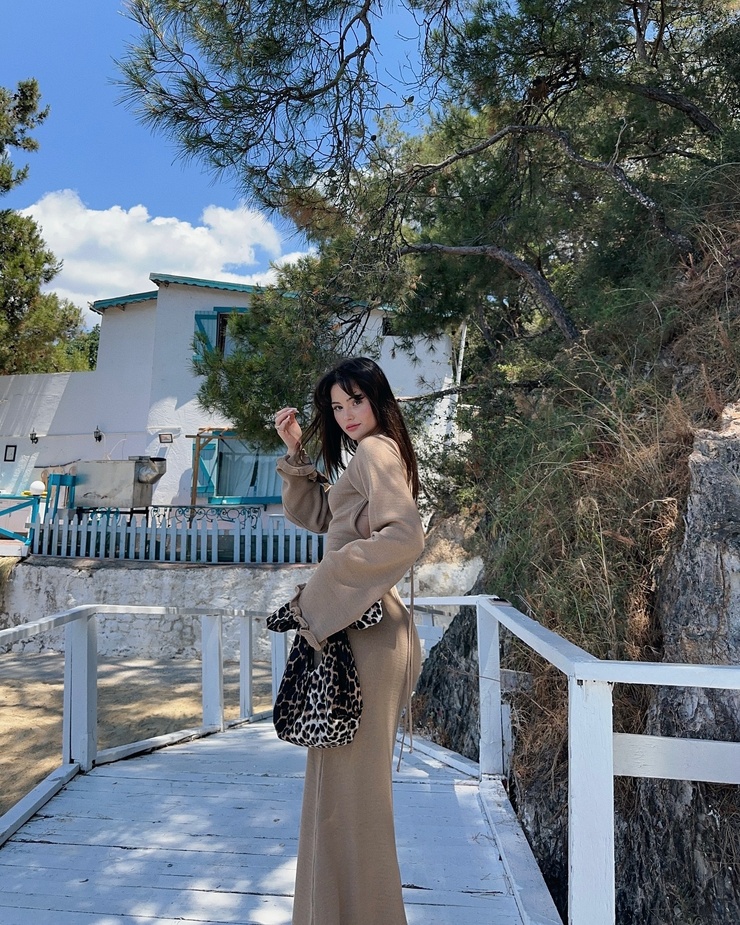 Derya Pinar Ak