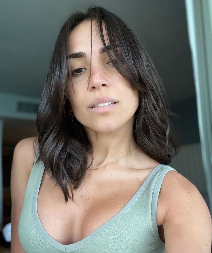 Ana Isabelle Ana Isabelle
