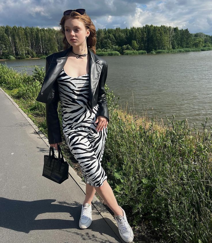 Anna Bokova Anna Bokova