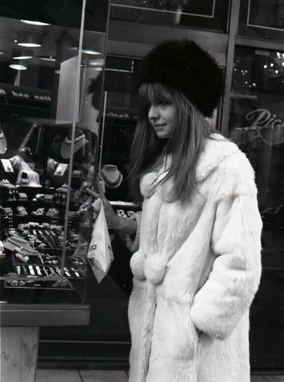 Jane Asher