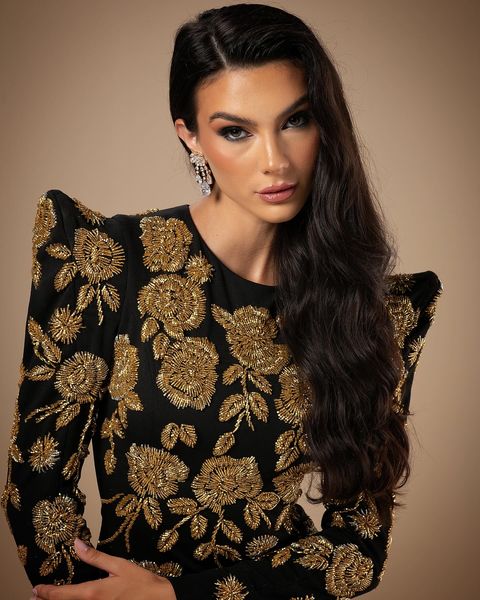Daniela Oliveira Daniela Oliveira