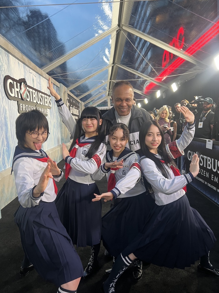Atarashii Gakko!