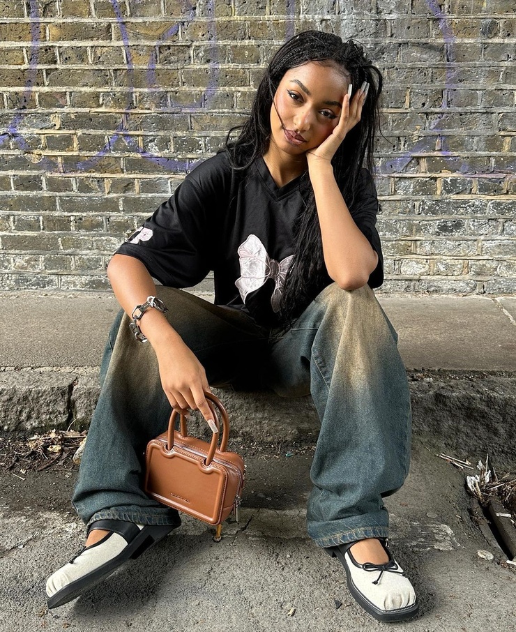 Chandra Scott