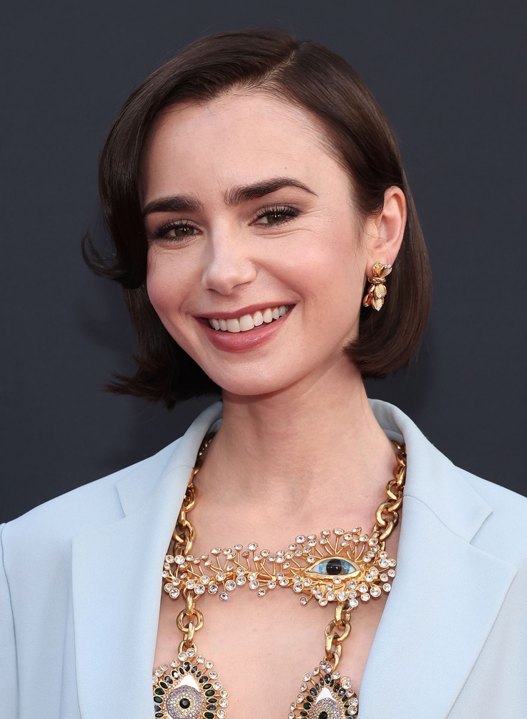 Lily Collins