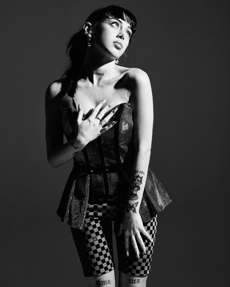 Nicki Nicole