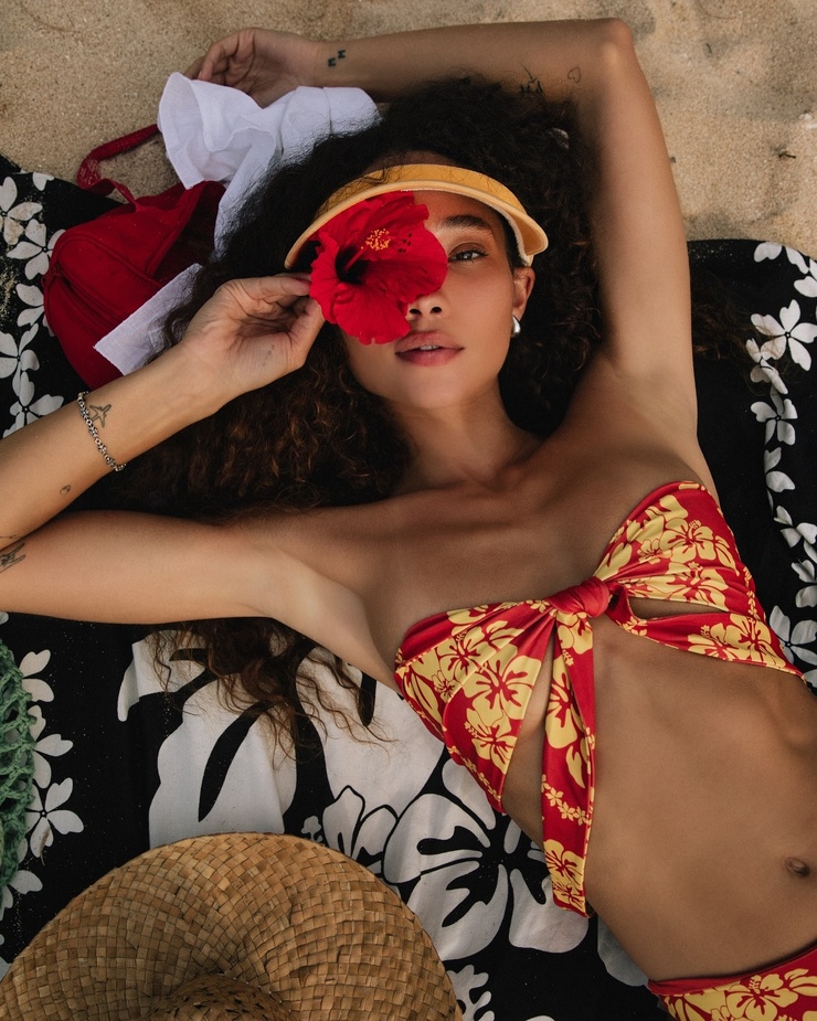 Ashley Moore (2)
