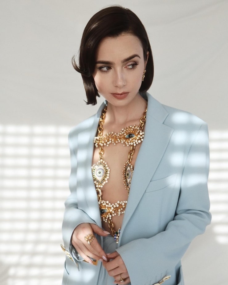 Lily Collins