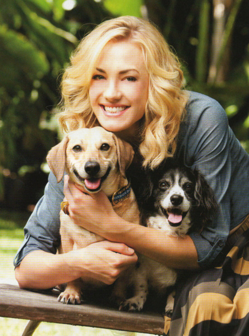 Yvonne Strahovski Yvonne Strahovski