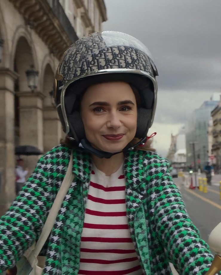Lily Collins