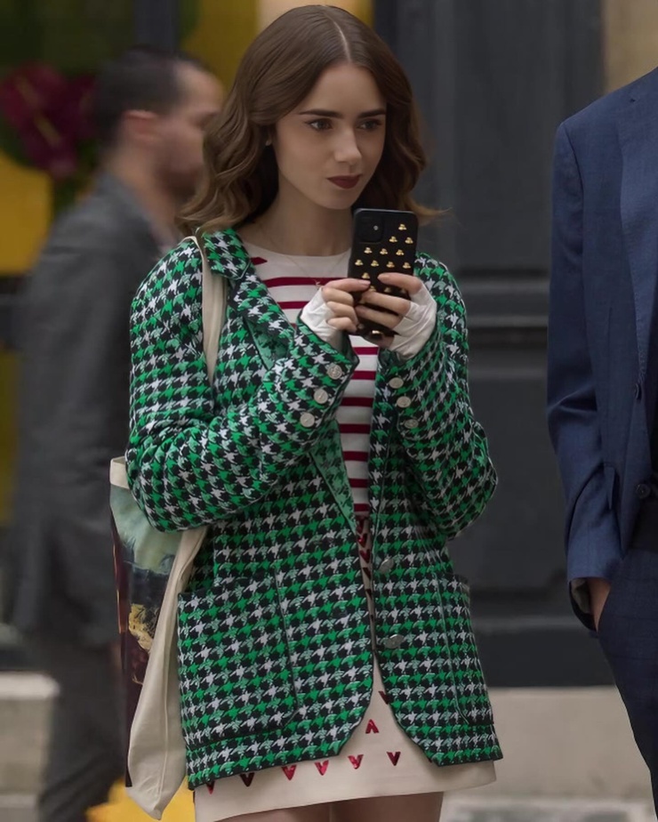 Lily Collins