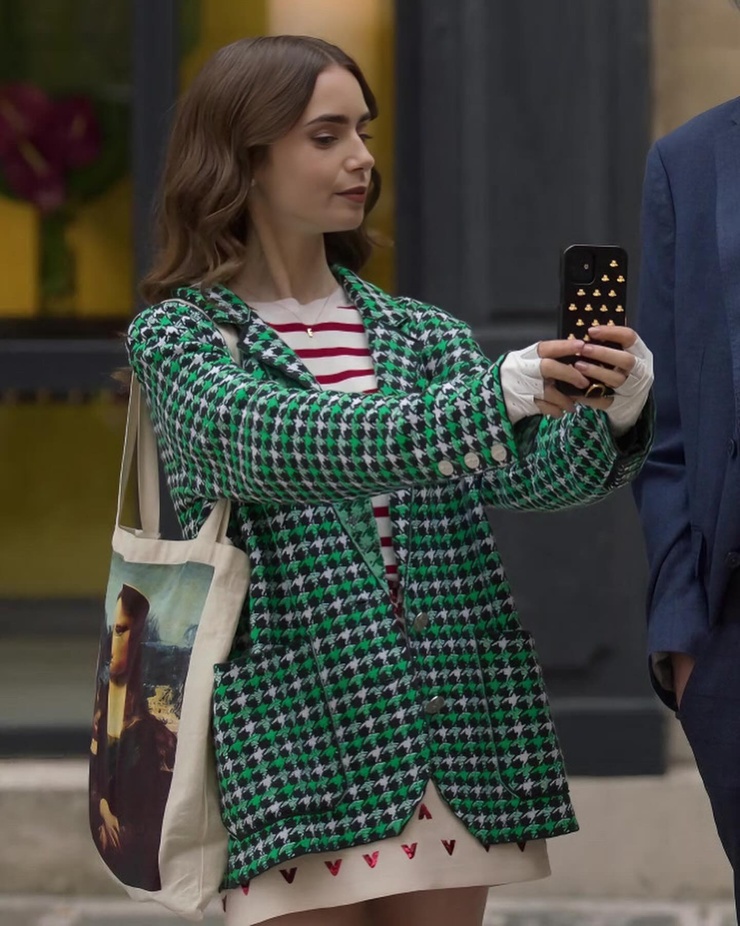 Lily Collins