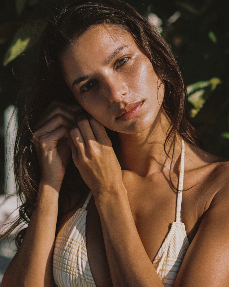 Bruna Lirio Bruna Lirio