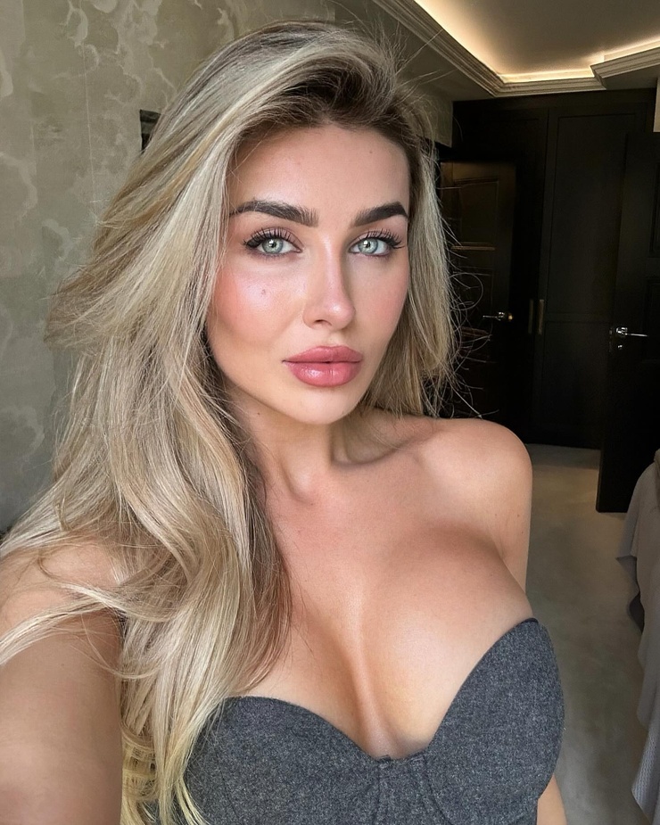 Nikki Goddard