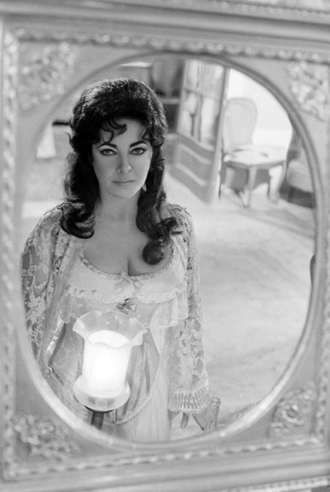 Elizabeth Taylor Elizabeth Taylor