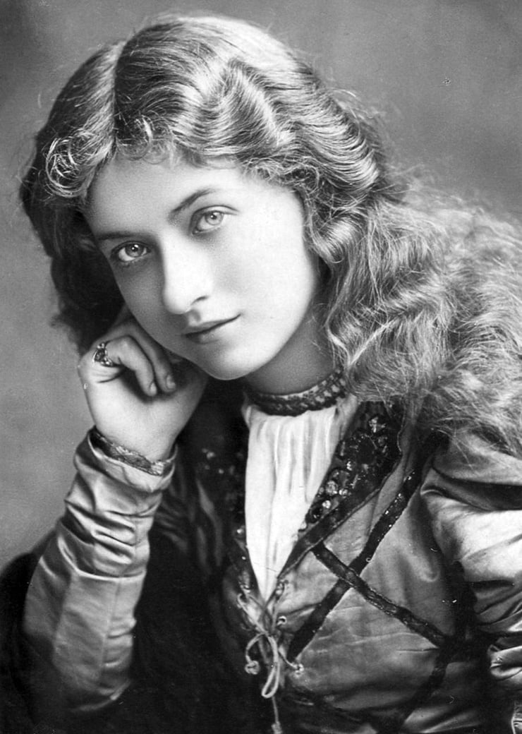 Maude Fealy.