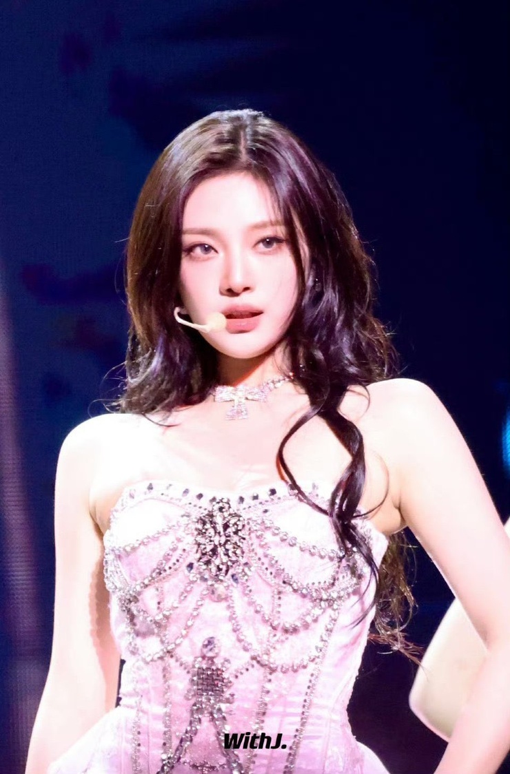 Yizhuo Ning