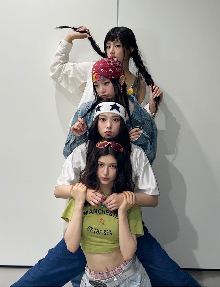 NewJeans