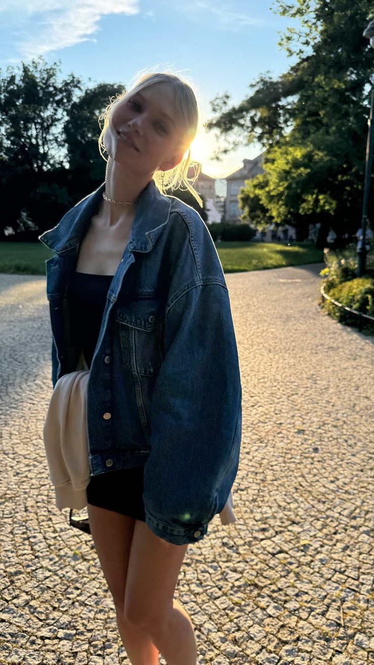Carolin Niemczyk Carolin Niemczyk