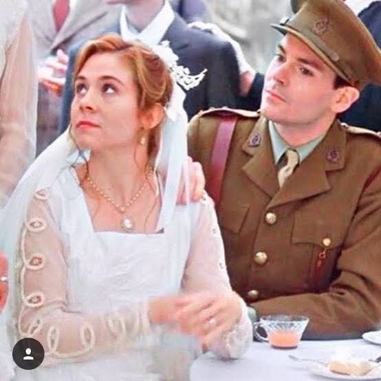 Anne Shirley (Megan Follows)