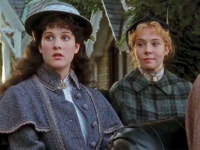 Anne Shirley (Megan Follows)