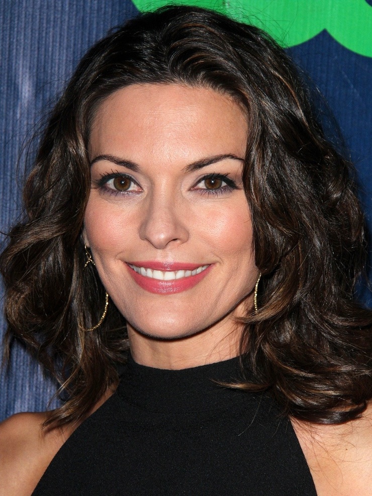 Alana De La Garza