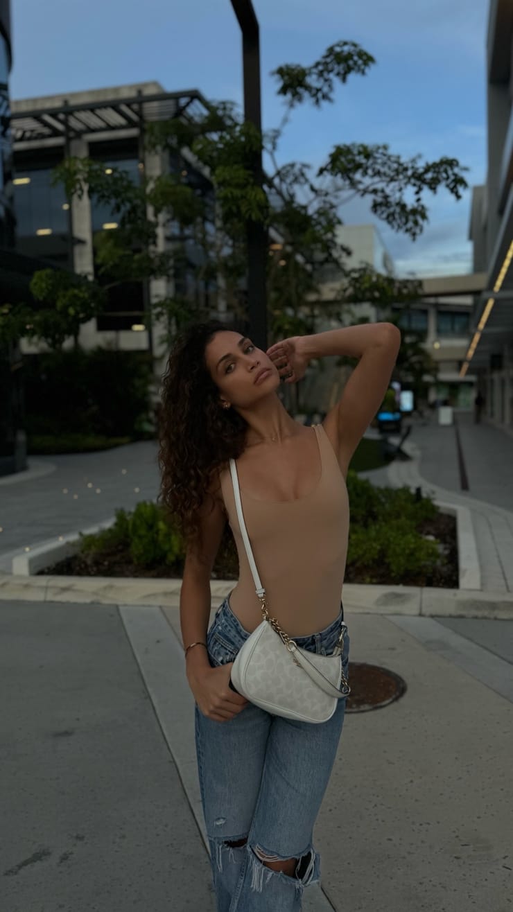 Evelyn Yanez