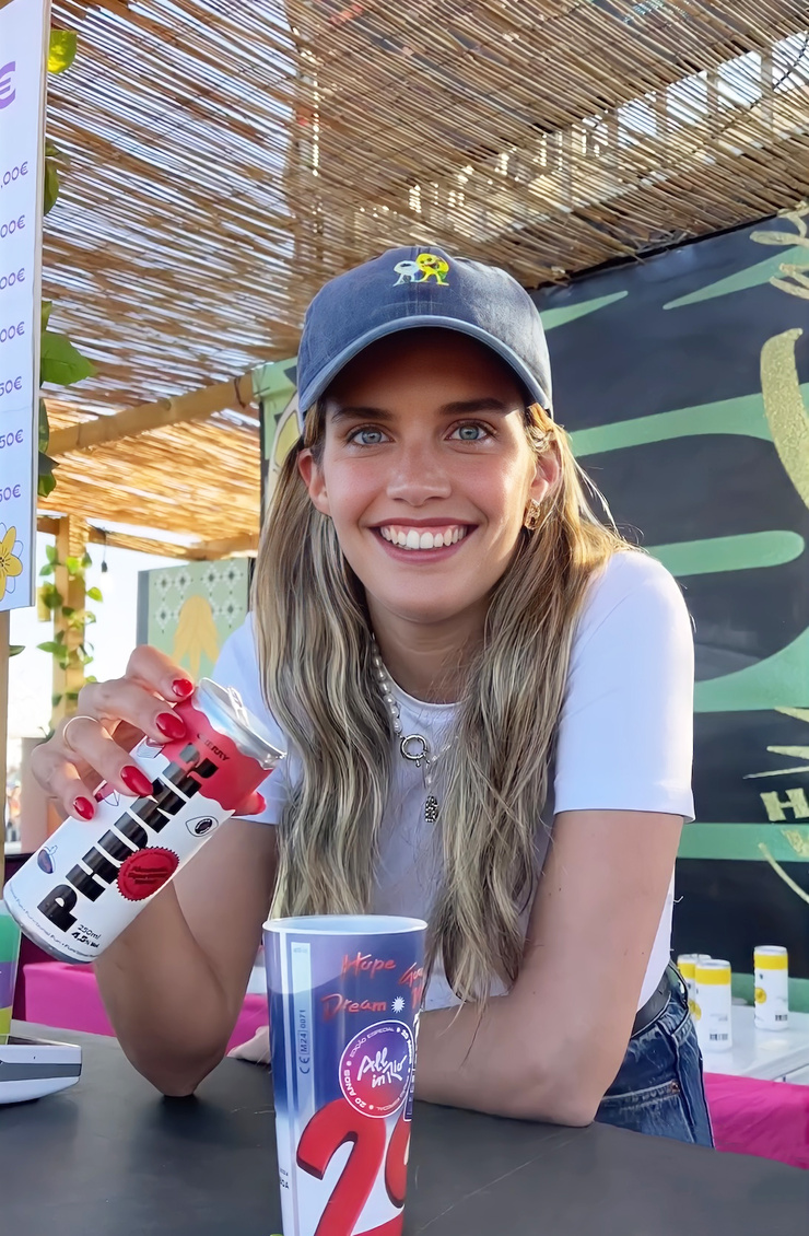 Sara Sampaio Sara Sampaio