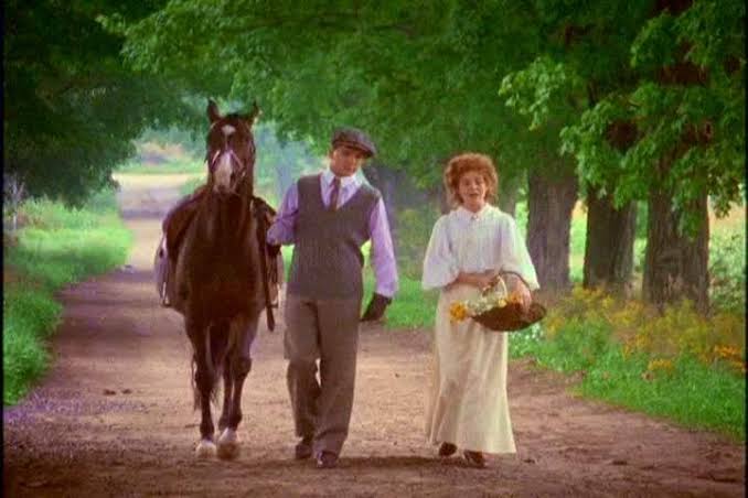 Anne Shirley (Megan Follows)