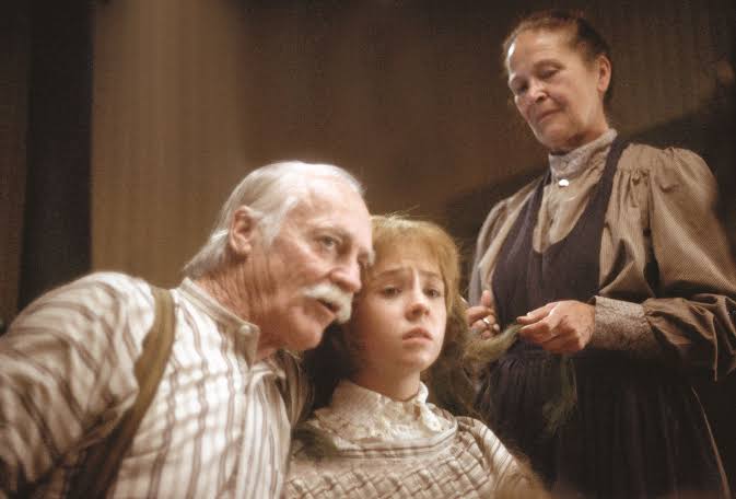 Anne Shirley (Megan Follows)