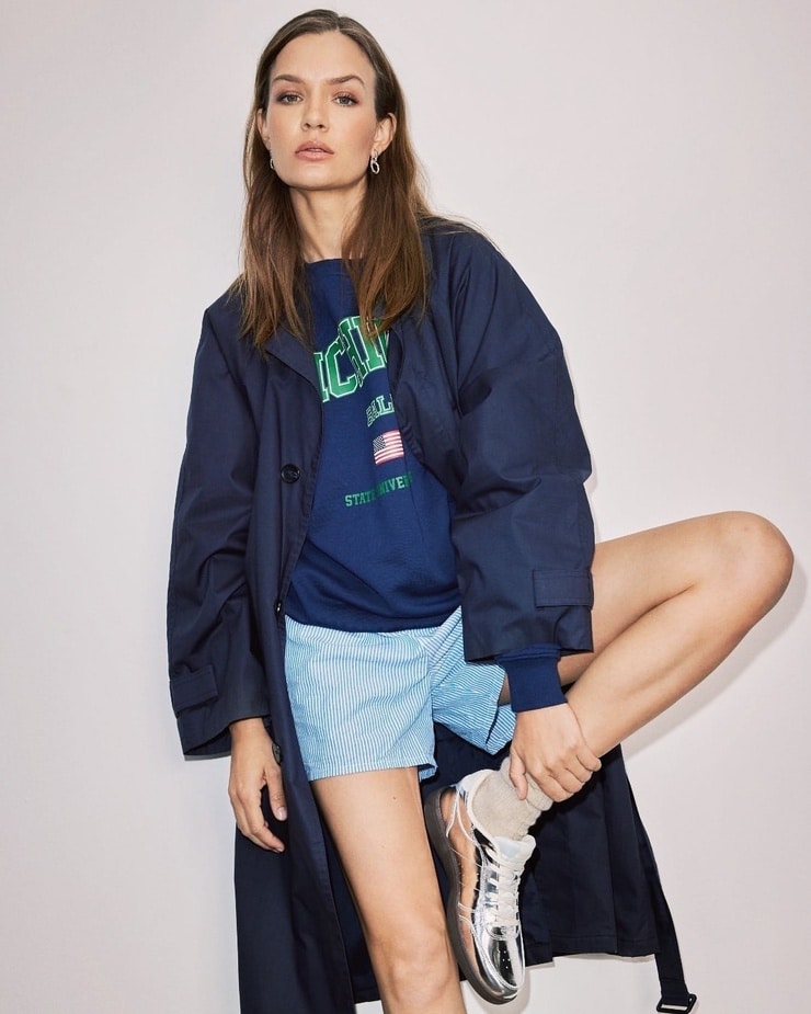 Josephine Skriver Josephine Skriver