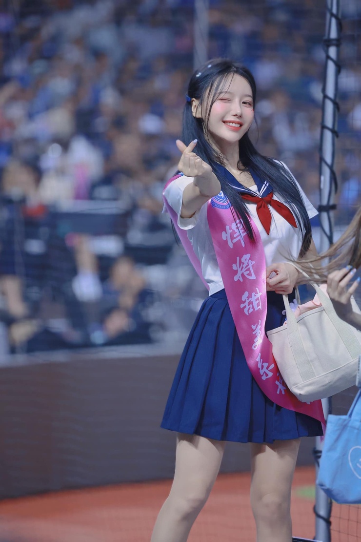 Lee Ayoung (이아영 / 李雅英)